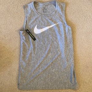 🌟NWT -Nike Boys Training Tank